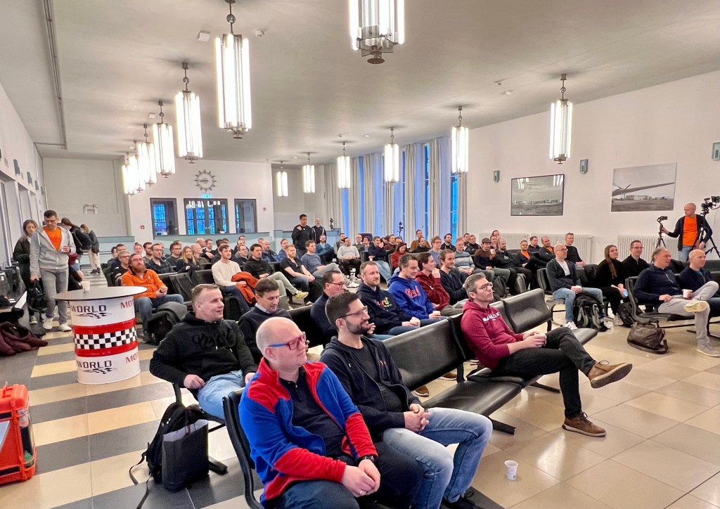 Group of about 100 members from Xpirit awaiting the opening ceremony of the Innovation Day